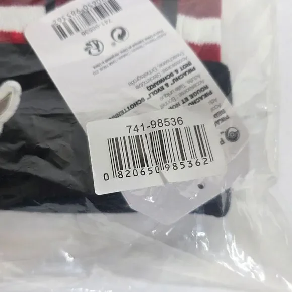 Pokémon Center Pikachu & Eevee Red Black Plaid Knit Beanie One Size Adult - NEW - Picture 3 of 4